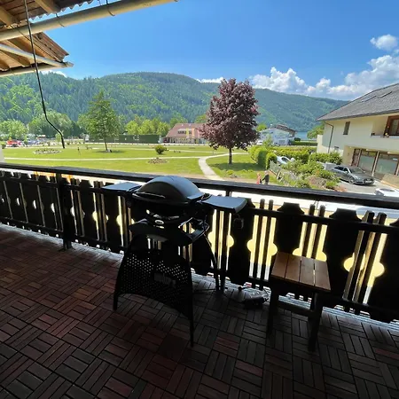 شقة Seewohnung Weiss Glanz