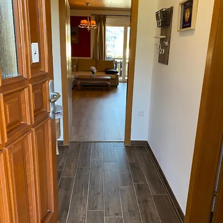 Seewohnung Weiss * Glanz