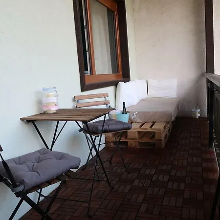 Seewohnung Weiss شقة Glanz