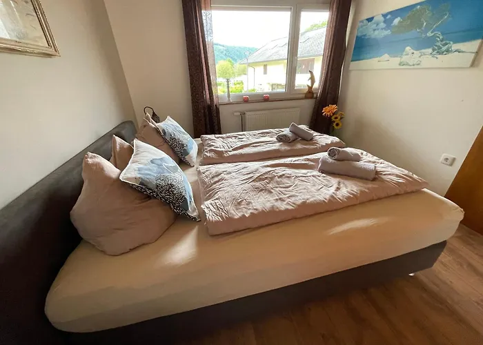 Appartamento Seewohnung Weiss Glanz